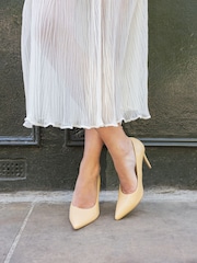 Novo Natural Immaculate Point Court Shoes - Image 1 of 6