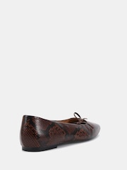 Natural - Novo Camilla Asymetric Bow Ballerinas - Imagem 4 de 6