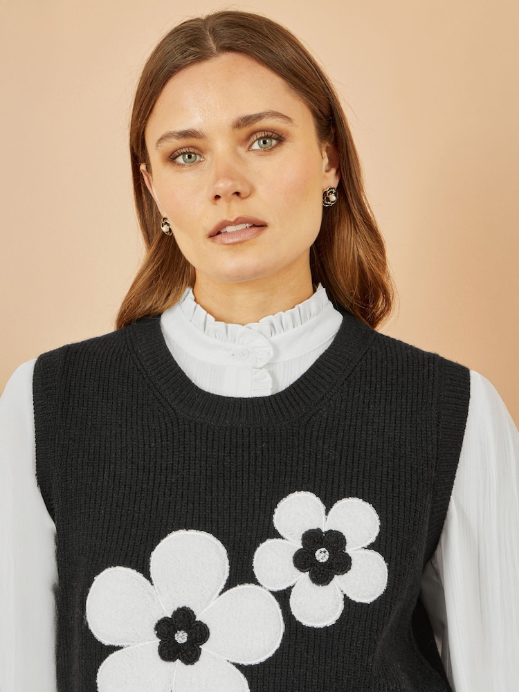 Yumi Black Flower Knitted Sleeveless Jumper Vest - Image 4 of 4