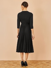 Yumi Black Jersey Knot Waist Pleated Midi Dress - Image 4 of 5