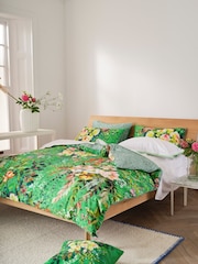Designers Guild Emerald Green Margaretta 200 Thread Count Duvet Cover and Pillowcase Set - Image 3 of 8