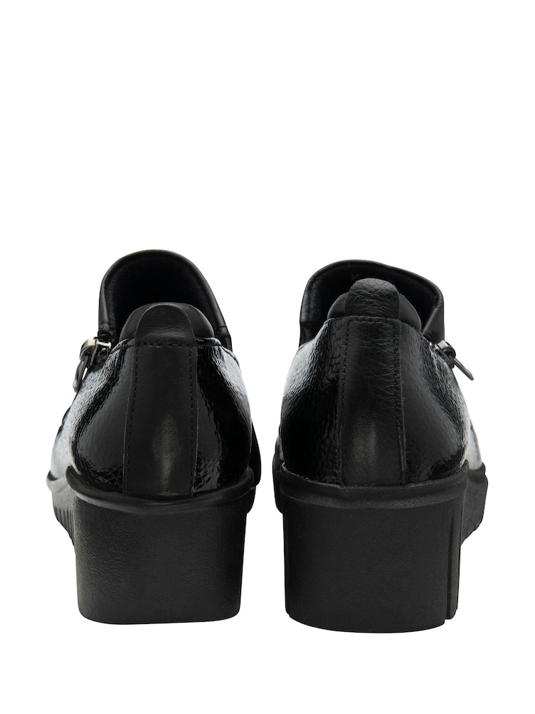 Lotus Leather Wedge Shoes - صورة 4 من 4