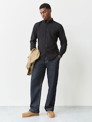 Negro - Camisa Oxford de manga larga de algodón de corte estándar de BOSS - Imagen 2 de 5