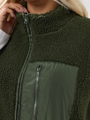 Yours Curve Green Borg Nylon Pocket Gilet - Image 9 of 10
