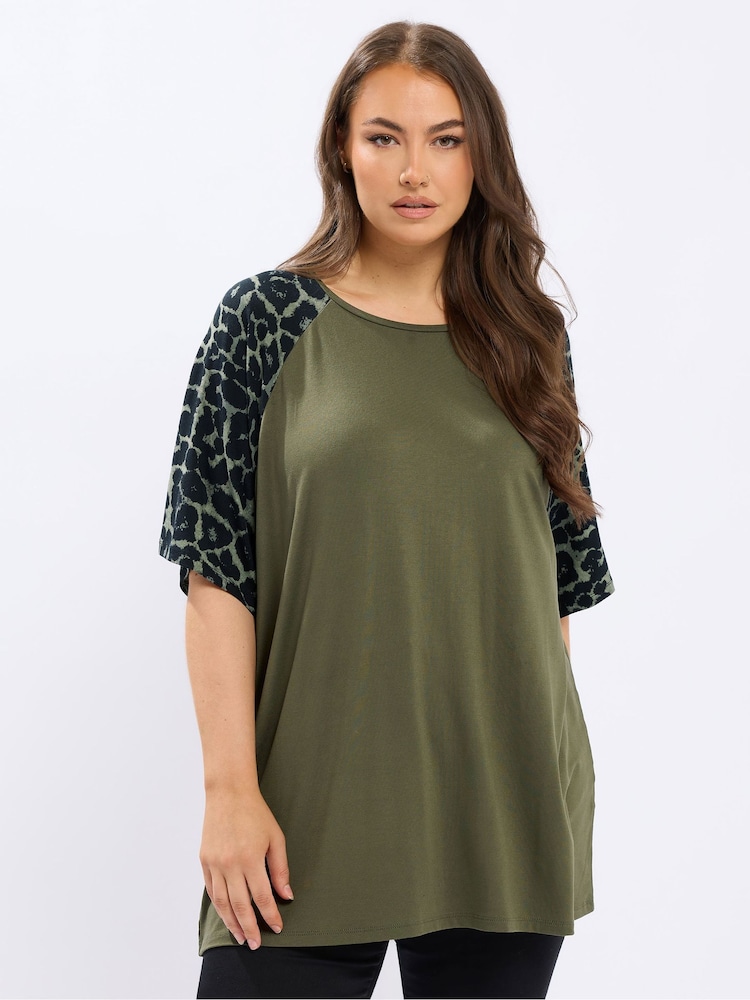 Verde - Camiseta oversized de renda Chevron Yours Curve - Imagem 1 de 5