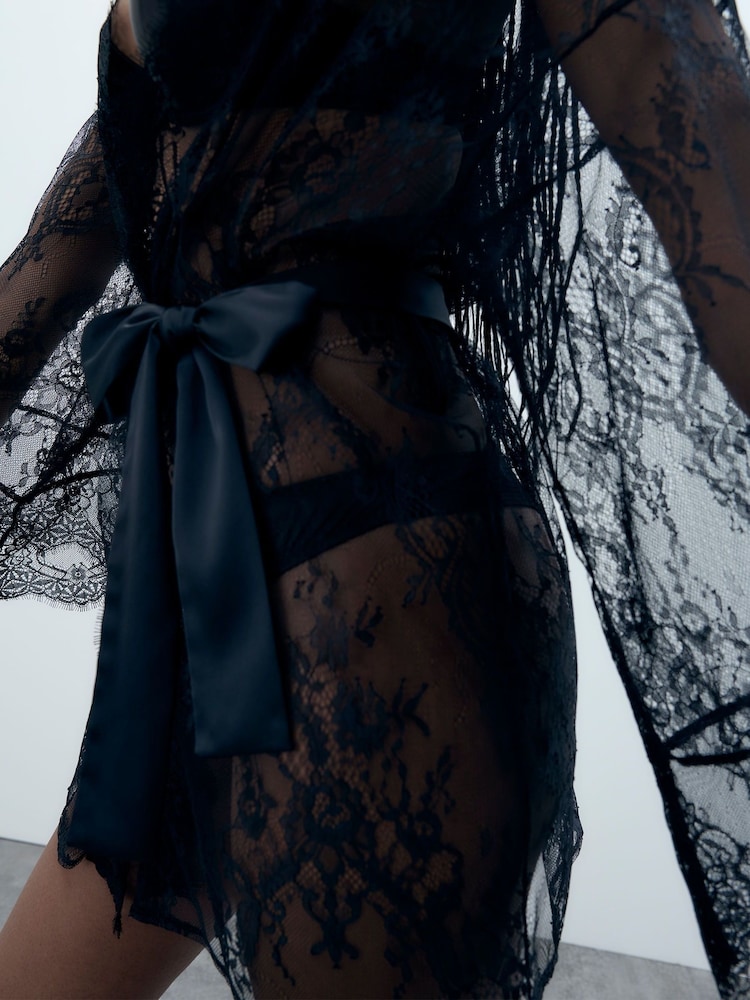 Bluebella Madeline Black Kimono - Image 4 of 4
