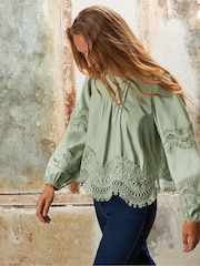 Ro&Zo Lace Panel Insert Blouse - Imagen 1 de 1
