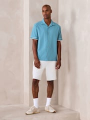 أزرق على أخضر أزرق - قميص جيرسيه بملمس بارز بكُم قصير وحواف متباينة - صورة 2 من 4