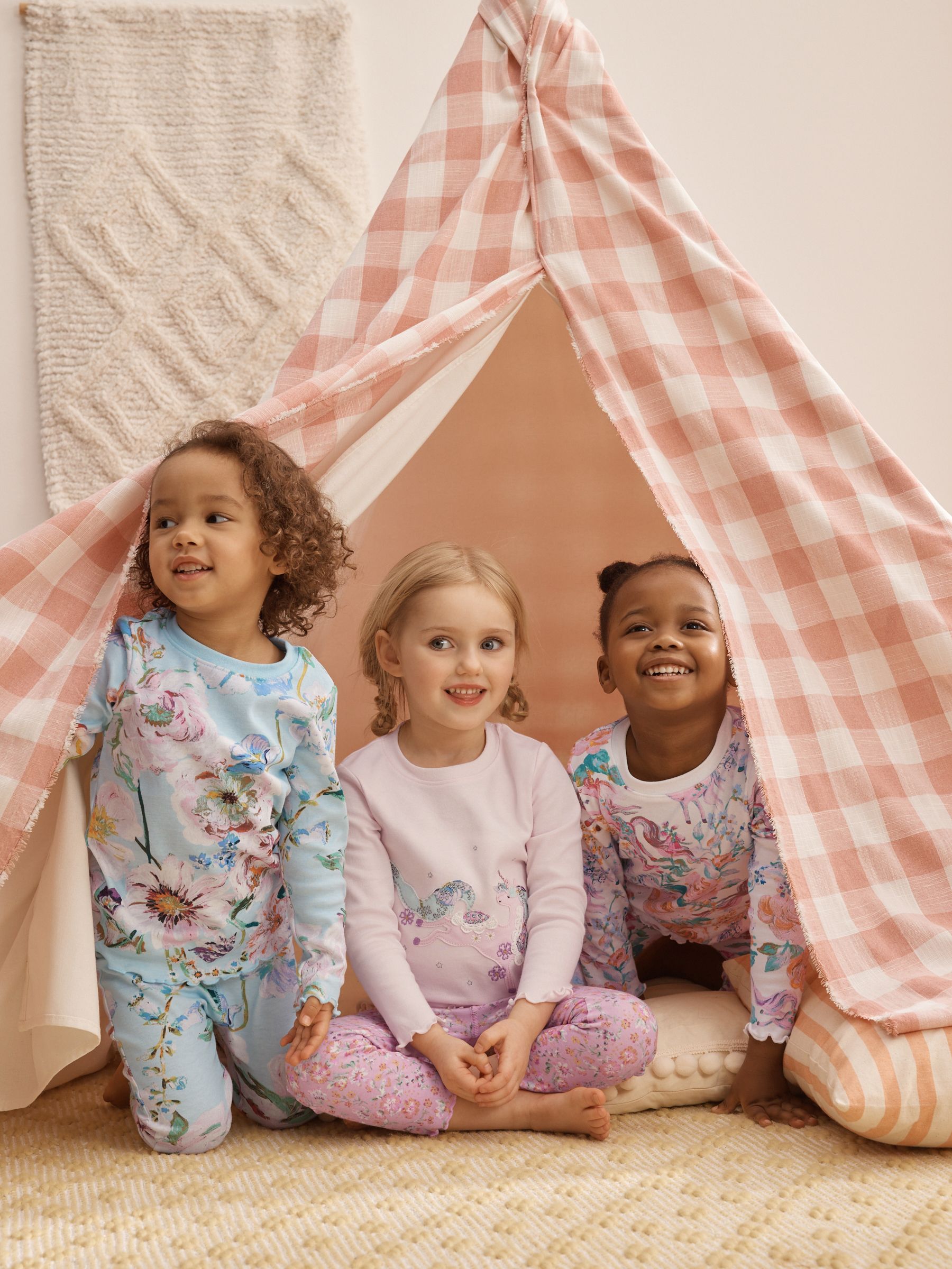 unnumber unicorn & styling ペプラム Buy Unicorn Snuggle Pyjamas 3 Pack (9mths-12yrs) from Next United