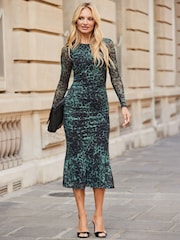 Sosandar Green Leopard Print Ruched Dress - Image 2 of 5