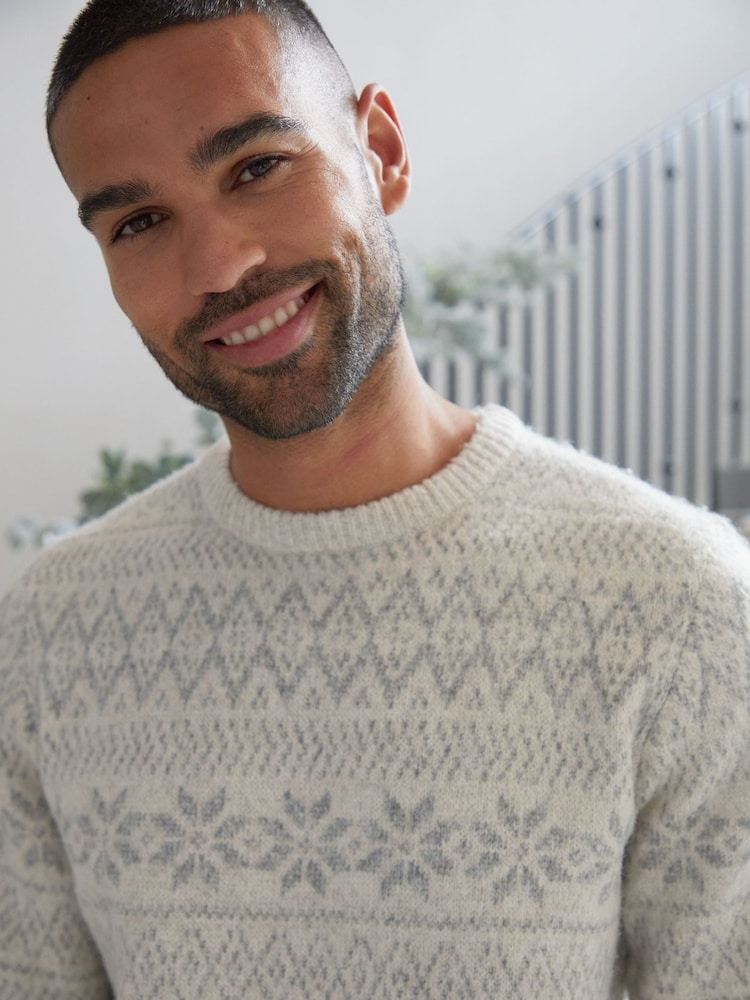 Threadbare Cream Christmas Fairisle Crew Neck Jumper - Image 4 of 4 Threadbare Cream Christmas Fairisle Crew Neck Jumper - Image 4 of 4