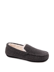 Totes Grey Toasties Mens Felt Moccasin Slippers With Sherpa Lining - Image 3 of 5