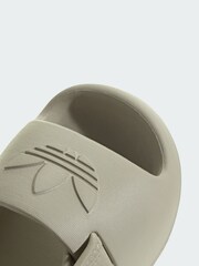 adidas Originals Adifom Adilette Sandal - صورة 4 من 4
