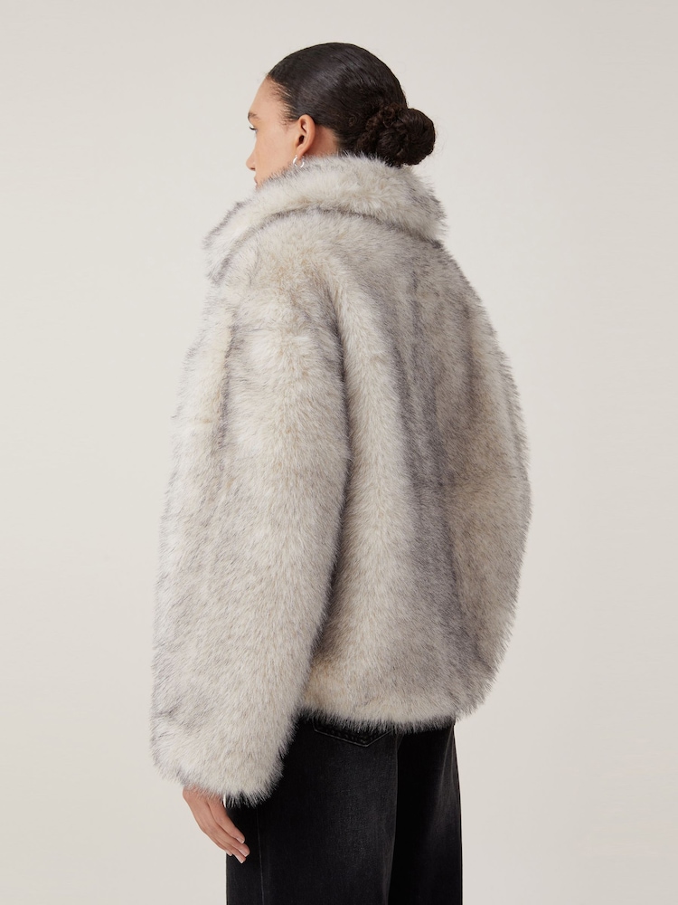 Cotton On Cream Mimi Faux Jacket - Image 2 of 4 Cotton On Cream Mimi Faux Jacket - Image 2 of 4