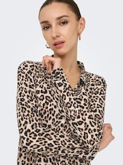 JDY Grey Leopard Print Tiered Shirt Dress - Image 4 of 6