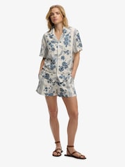 Superdry Ecru/Blue Beach Printed Short Sleeves Shirt - Image 3 of 5