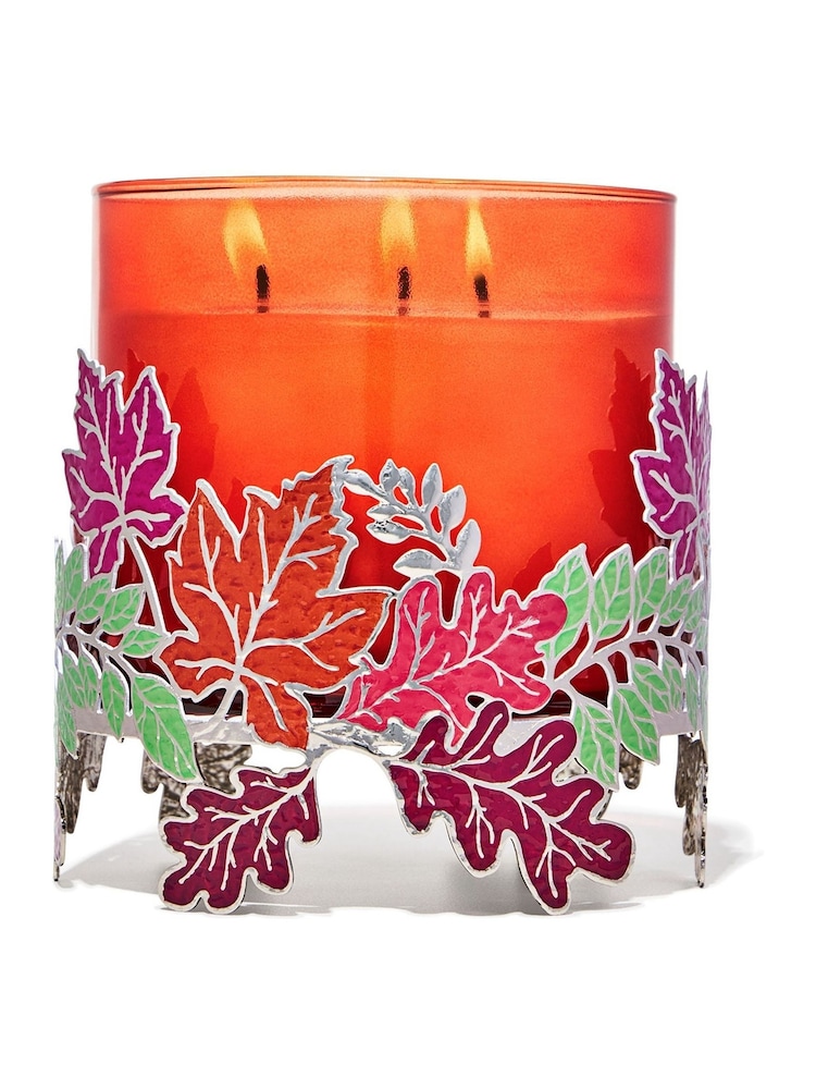 Bath & Body Works Leaf Garland 3-Wick Candle Holder - Image 1 of 1 Bath & Body Works Leaf Garland 3-Wick Candle Holder - Image 1 of 1