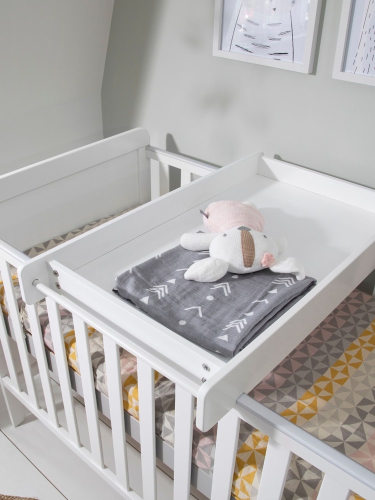Tutti Bambini White Rio Cot Bed with Cot Top Changer & Mattress - Image 2 of 5 Tutti Bambini White Rio Cot Bed with Cot Top Changer & Mattress - Image 2 of 5