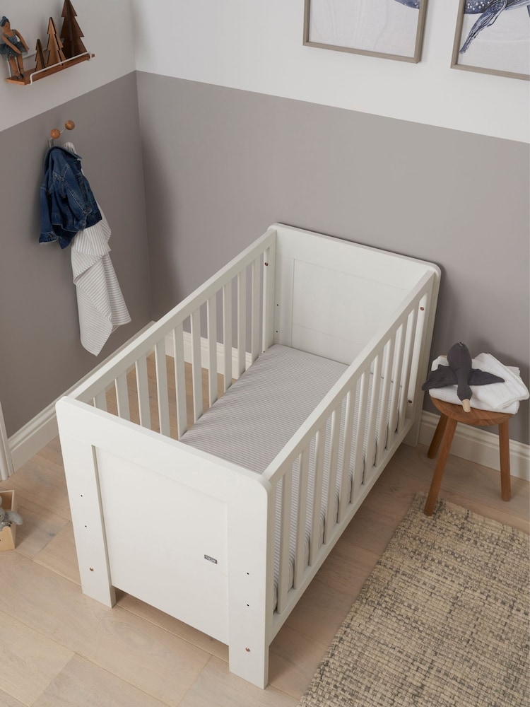 Tutti Bambini White Alba Mini Cot Bed - Image 2 of 7 Tutti Bambini White Alba Mini Cot Bed - Image 2 of 7