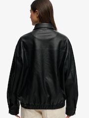 Schwarz - Superdry Oversized-Bomberjacke aus Kunstleder mit Kragen - Bild 6 von 9