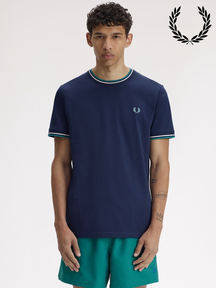 Fred Perry Blue Twin Tipped T-Shirt - Image 8 of 8 Fred Perry Blue Twin Tipped T-Shirt - Image 8 of 8