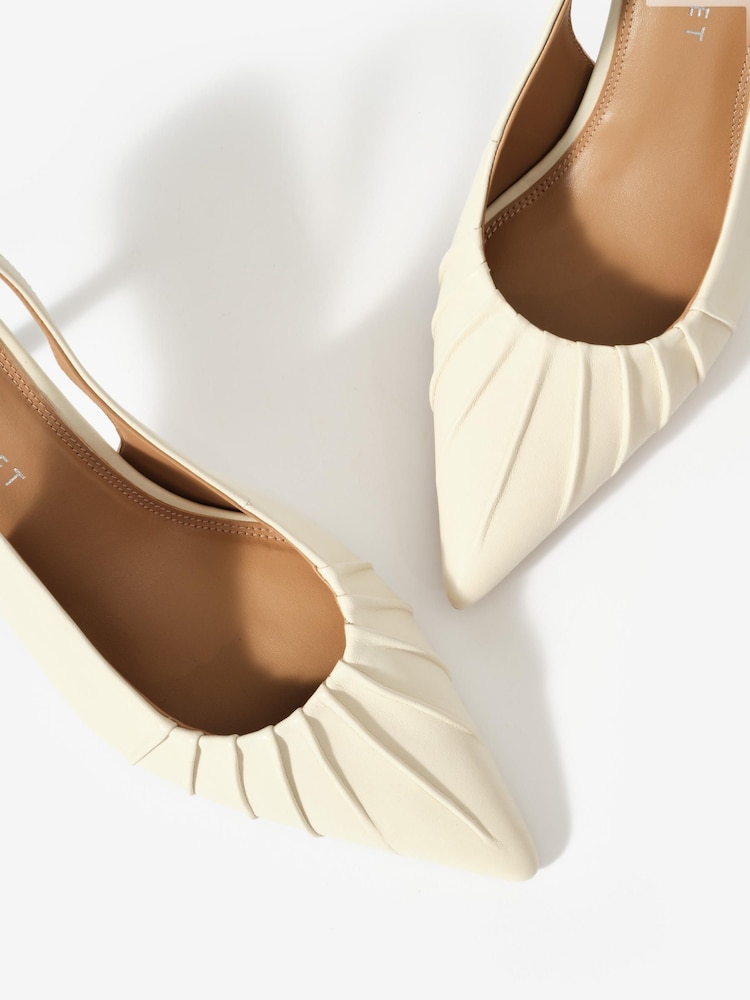 Mint Velvet Dot Leather Ruched Slingback Heels - Imagen 5 de 5 Mint Velvet Dot Leather Ruched Slingback Heels - Imagen 5 de 5