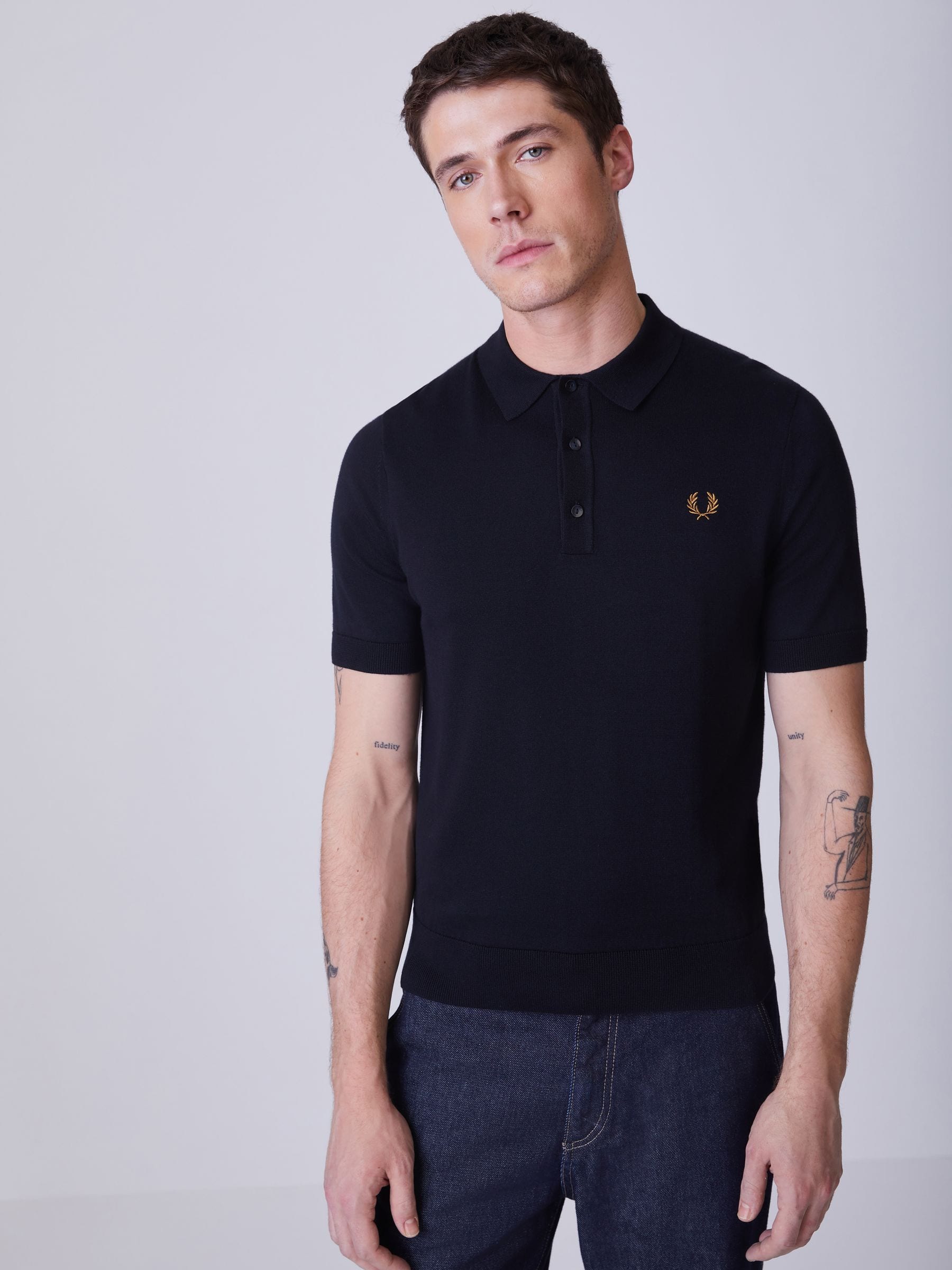 トップス Fred Perry M6000 - Uniform Green / Light Ice | The Fred Perry Shirt | Men's