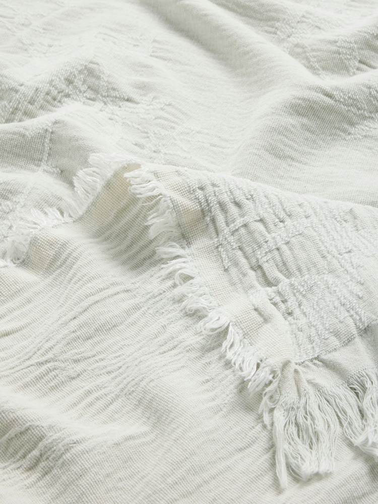 Shabby Chic by Rachel Ashwell® Sage Green Bird Chinoiserie Viscose Throw - Image 3 of 3