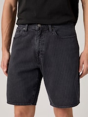 Levi's® Onyx 468 Loose Shorts - Image 4 of 7
