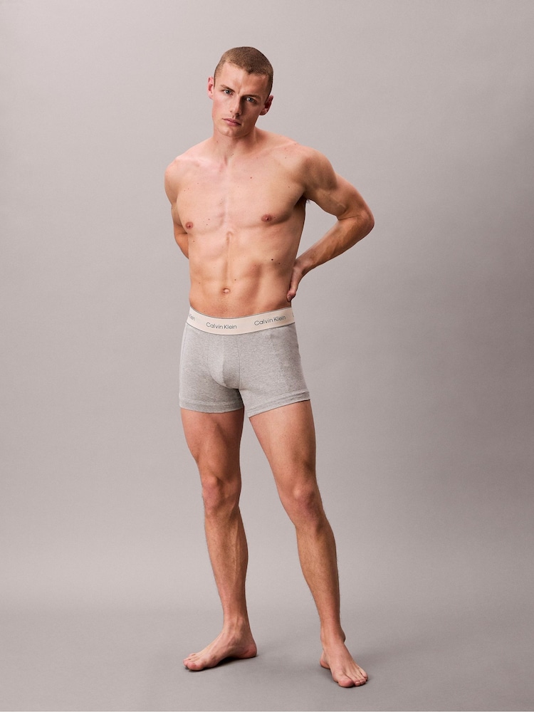 Calvin Klein Grey 3 Pack Trunks Heritage Cotton Stretch - Image 6 of 6