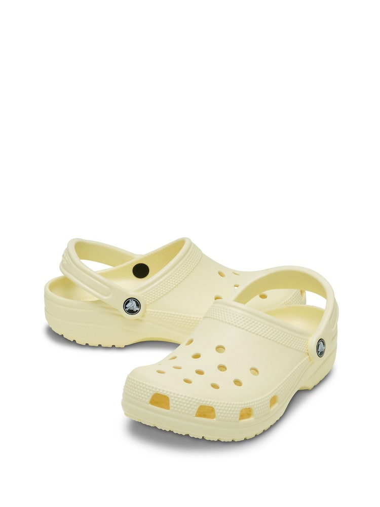 Amarillo claro - Crocs Adult Classic Slippers - Imagen 2 de 6 Amarillo claro - Crocs Adult Classic Slippers - Imagen 2 de 6