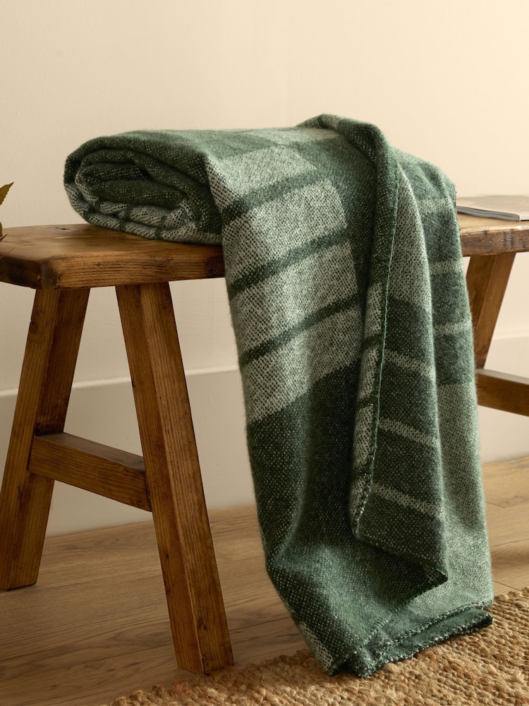 Yard Moss Harlech Woven Reversible Throw - Image 1 of 6
