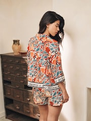 Rojo abstracto - Conjunto de Pijama corto Abotonado - Imagen 3 de 8