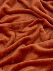 Furn Rust Harrow Fleece Throw - Image 3 of 3