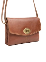 Celtic & Co. Brown Twist Lock Rect X Body Bag - Imagen 1 de 5
