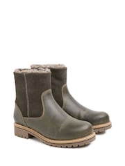 Celtic & Co. Green Waterproof Sheep Lined Ankle Boots - Image 6 of 8