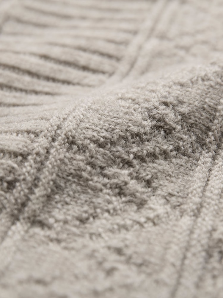 Celtic & Co. British Wool Stitch Brown Tank - Image 9 of 9 Celtic & Co. British Wool Stitch Brown Tank - Image 9 of 9