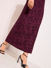 Friends Like These Floral Burnout Midaxi Skirt - صورة 2 من 5