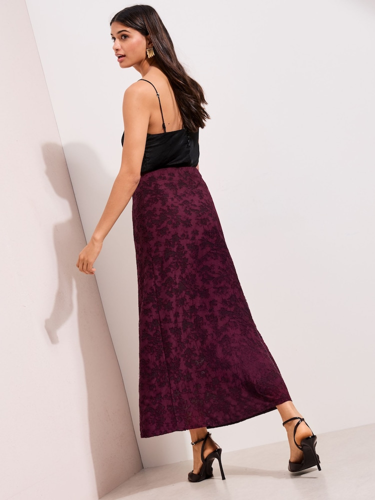 Friends Like These Floral Burnout Midaxi Skirt - صورة 5 من 5