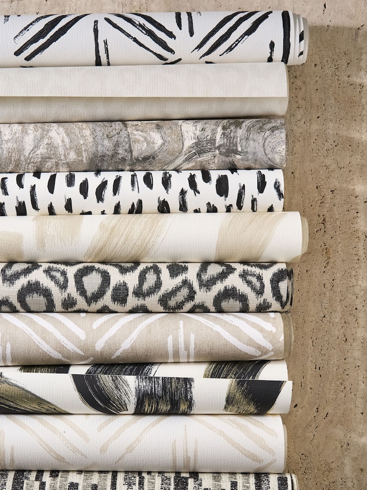 Clarke and Clarke Noir Ortega Metropolitan 10M Wallpaper - Image 2 of 2