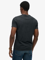 Camiseta Superdry Heritage Brand Relaxed - Imagem 2 de 7