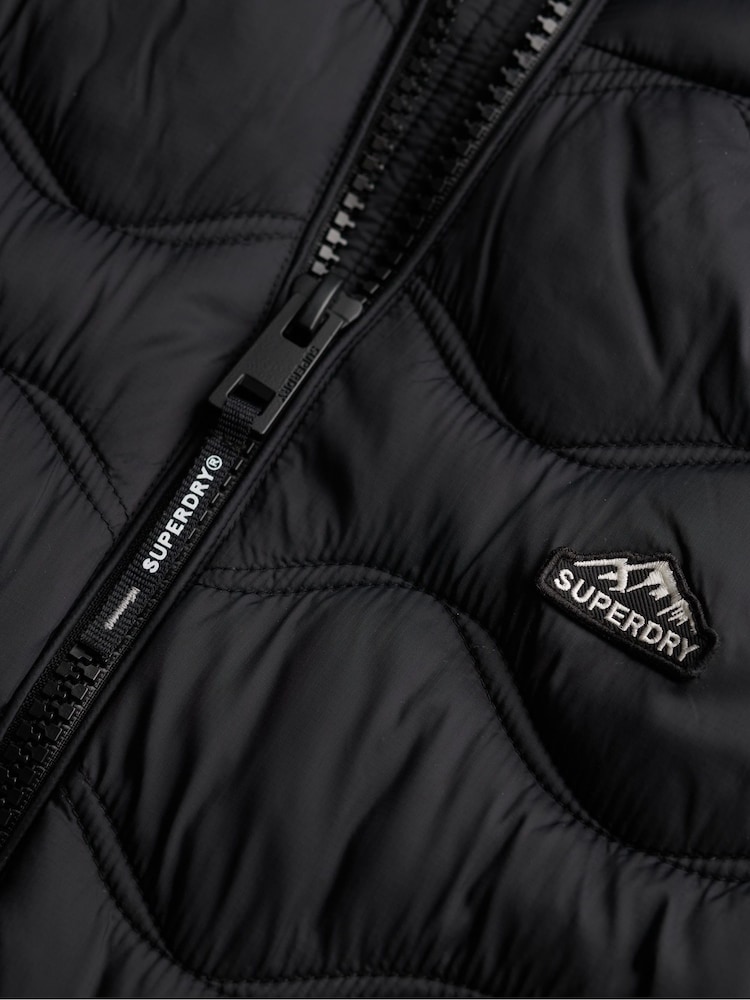 Jaqueta acolchoada com capuz Fuji Lite Wave da Superdry - Imagem 7 de 7