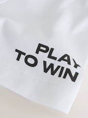 白色/金色足球印花連衣裙 - 標準剪裁短袖圖案印花T恤（3-16歲） - 圖片 5，共 5