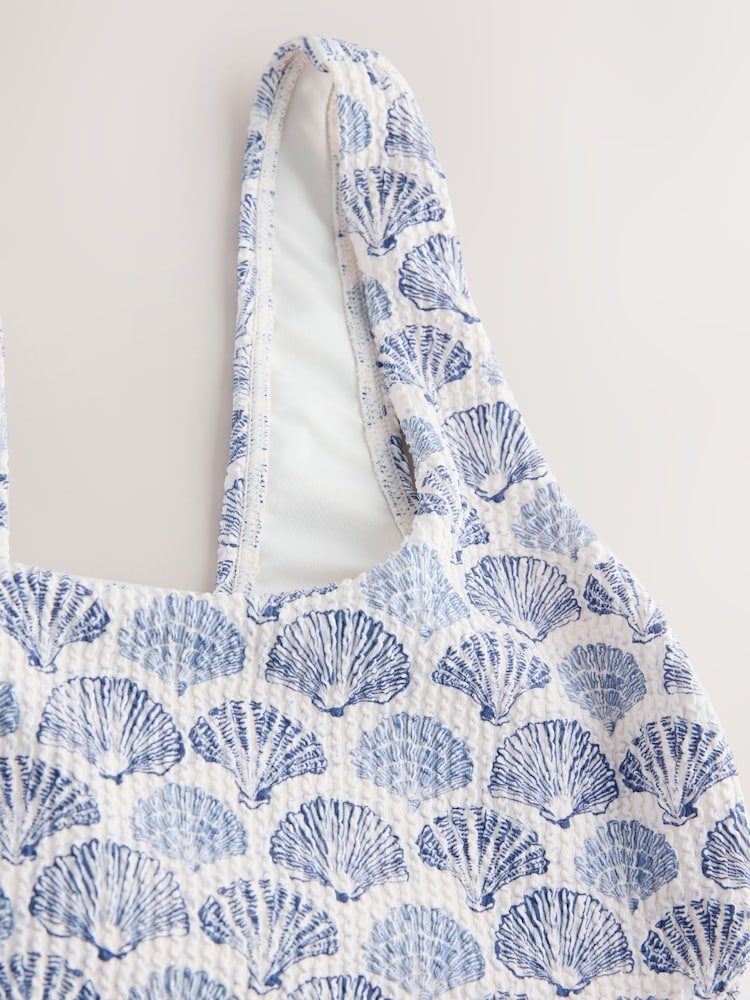 تصميم على شكل صدف بلون كريمي/أزرق - بدلة سباحة برقبة مفتوحة للتحكم في القوام - صورة 7 من 7