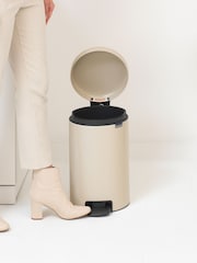 Brabantia Soft Beige NewIcon Pedal Bin - Image 5 of 6