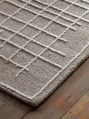 Gallery Home Taupe Dakota Tufted Linear Rug - Image 3 of 6