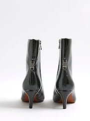 Botas de bico fino e salto gatinho River Island - Imagem 4 de 6