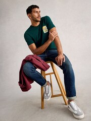 White Stuff Abersoch Graphic Pocket Bike T-Shirt - Imagen 4 de 6