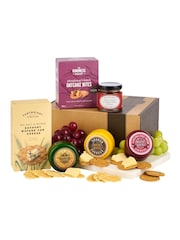 Spicers of Hythe Three Cheese Hamper - Image 1 of 1