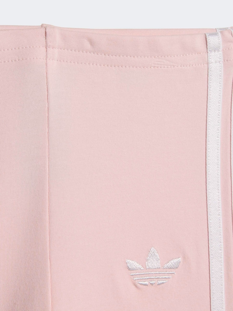adidas Originals Pink Frill T-Shirt and Cycling Leggings Infant Set - Image 8 of 8 adidas Originals Pink Frill T-Shirt and Cycling Leggings Infant Set - Image 8 of 8
